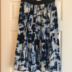 LuLaRoe Lola Skirt Small